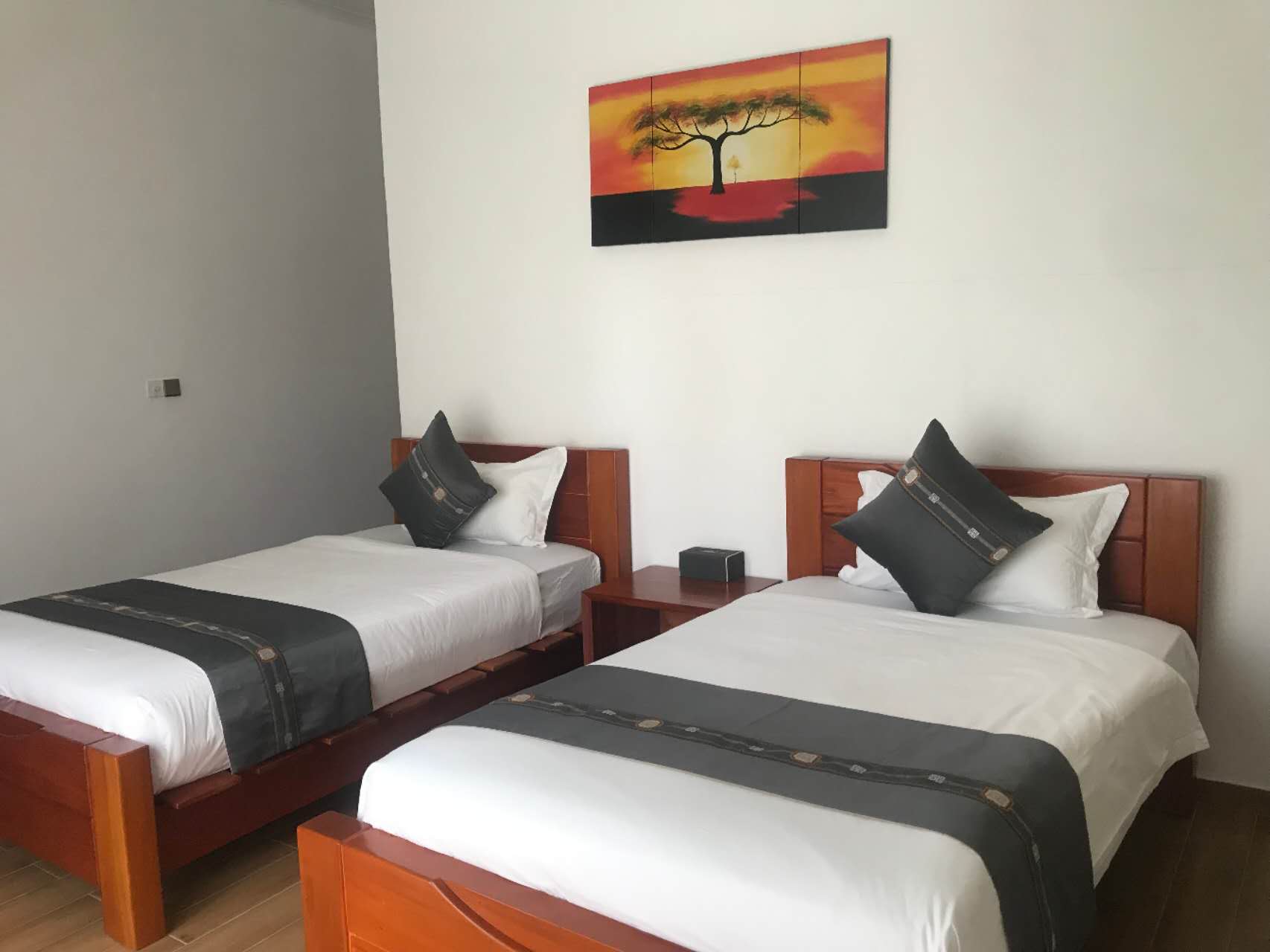 Room 101 — twin room with two single beds