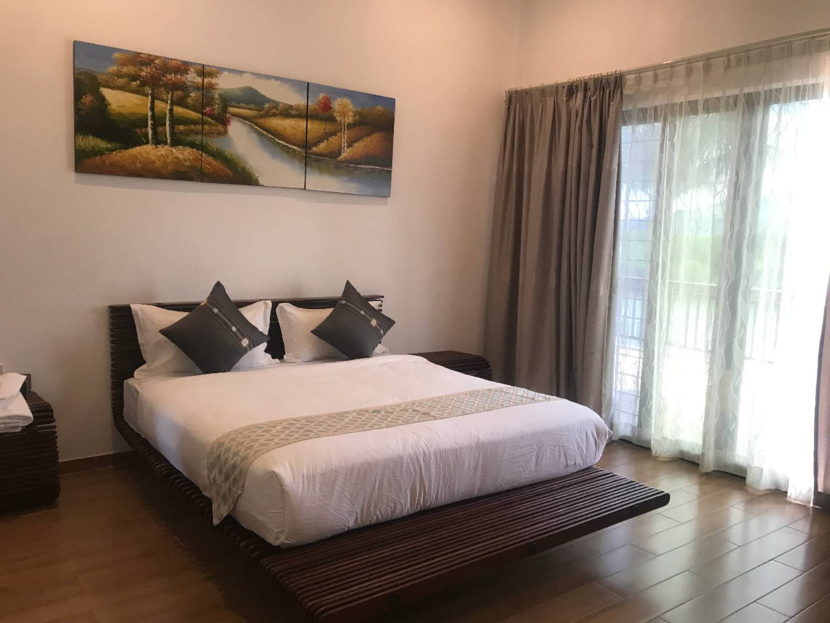 Upstairs master bedroom with king bed and daybed