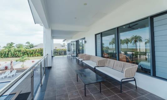 Upstairs balcony seating with sea view