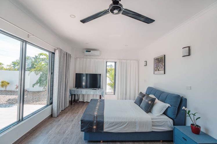 Room 101, second angle